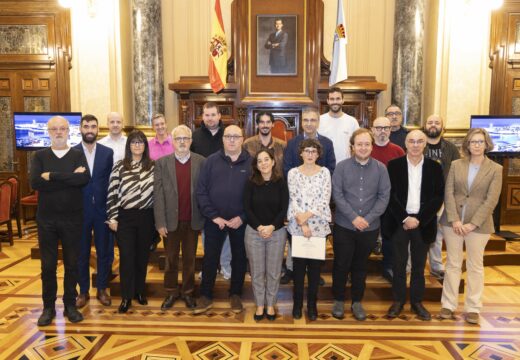 Inés Rey felicita aos fotógrafos do calendario municipal do 2024 por “achegar A Coruña a moitos lugares do mundo”